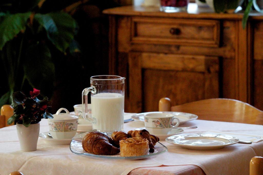 Altavilla Locanda E Tipica Trattoria Bianzone Dış mekan fotoğraf